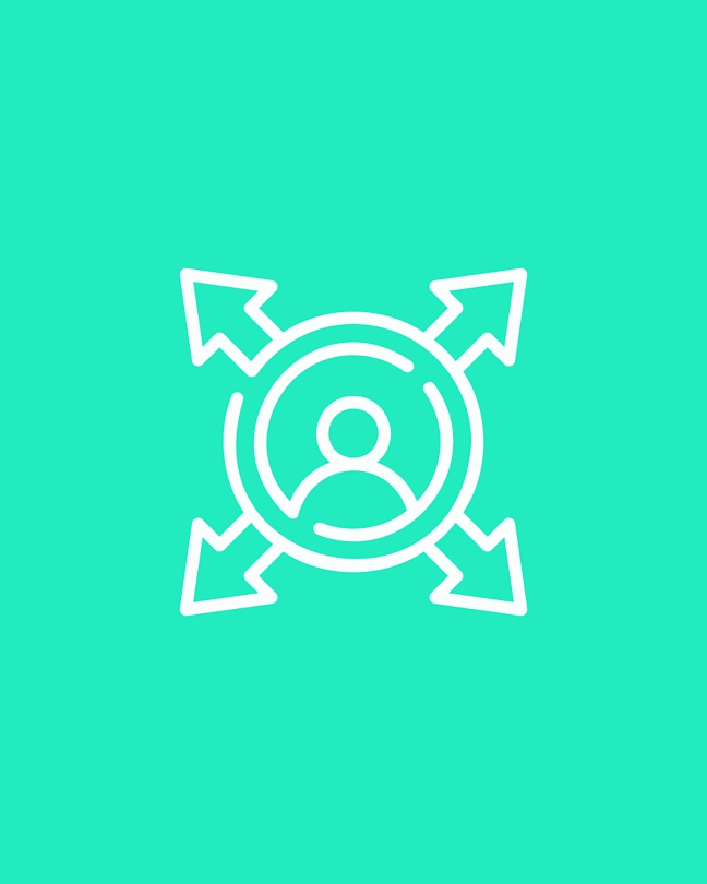 Vier Pfeile, die einen Mensch umrahmen