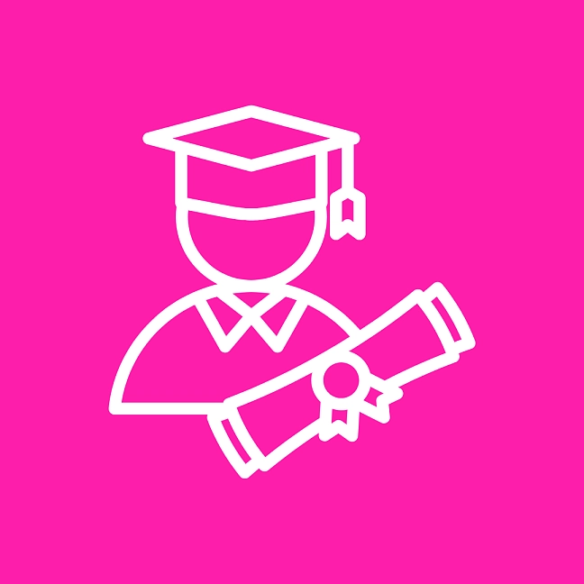 ICON eines Menschen mit Studierendenhut und Urkunde in der Hand 